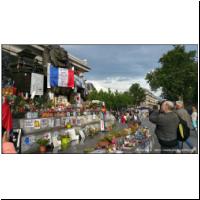 Paris Place de la Republique 2016 03.jpg